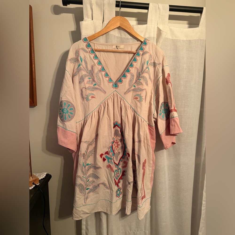 BlueVelvet Multicolor Embroidered Long Sleeve Dress